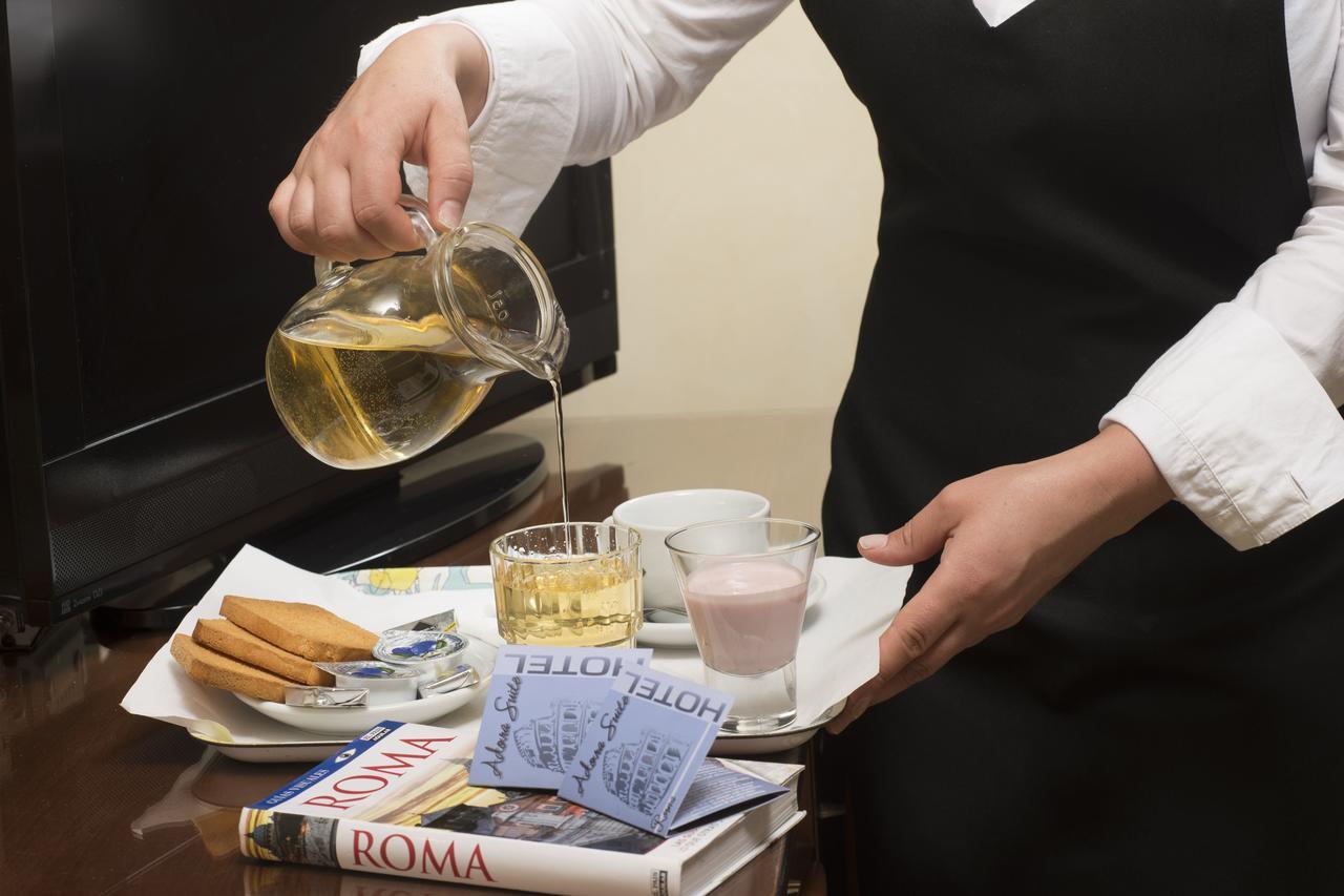 Alojamento de Acomodação e Pequeno-almoço Adorasuite 3*