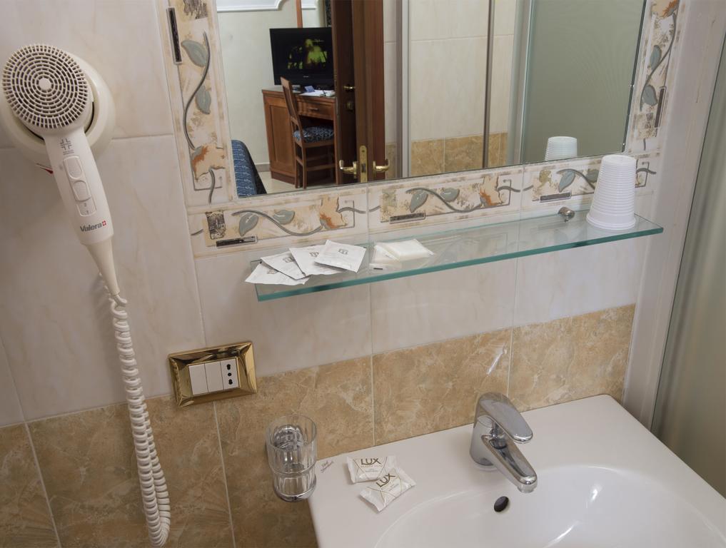 Adorasuite Bed and breakfast Roma